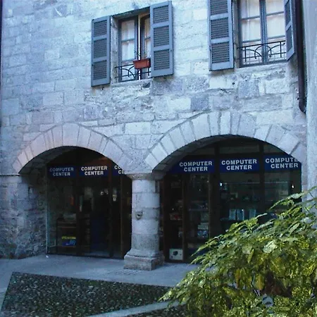 Apartment Medievale 1 *